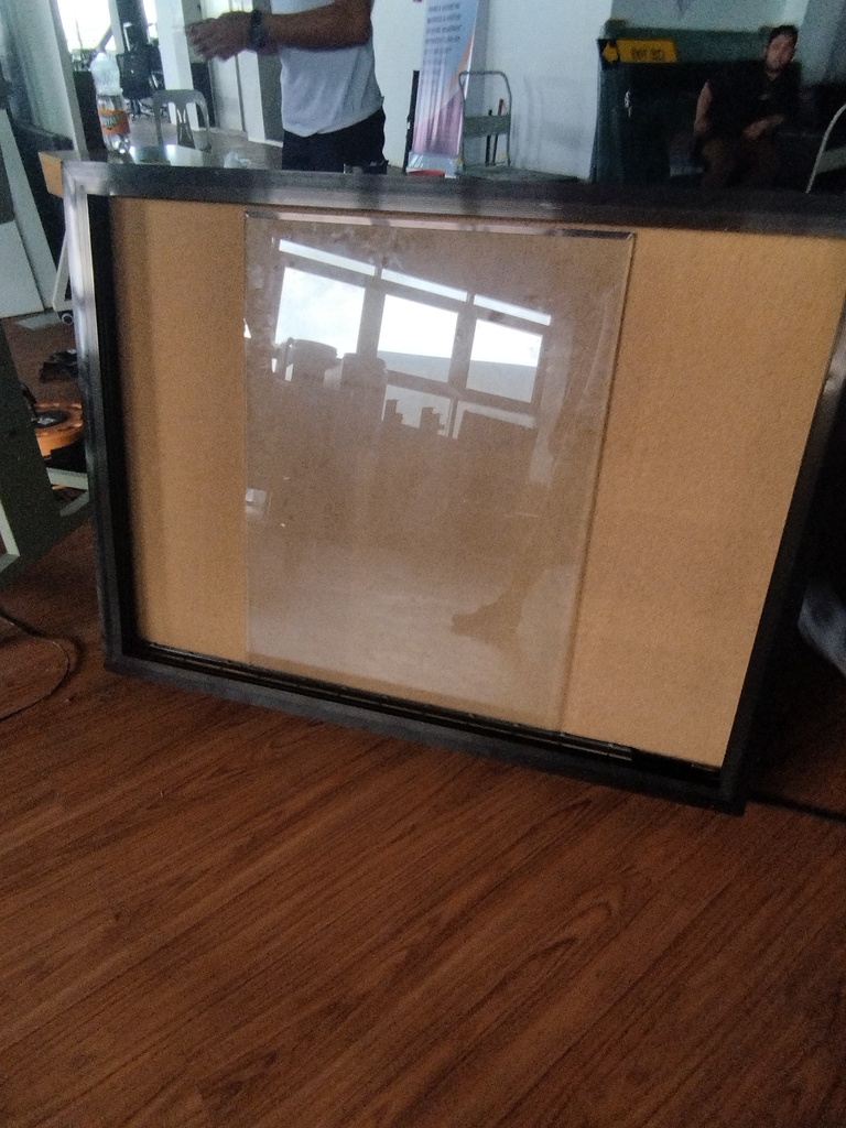 PM00467 - BULLETIN BOARD