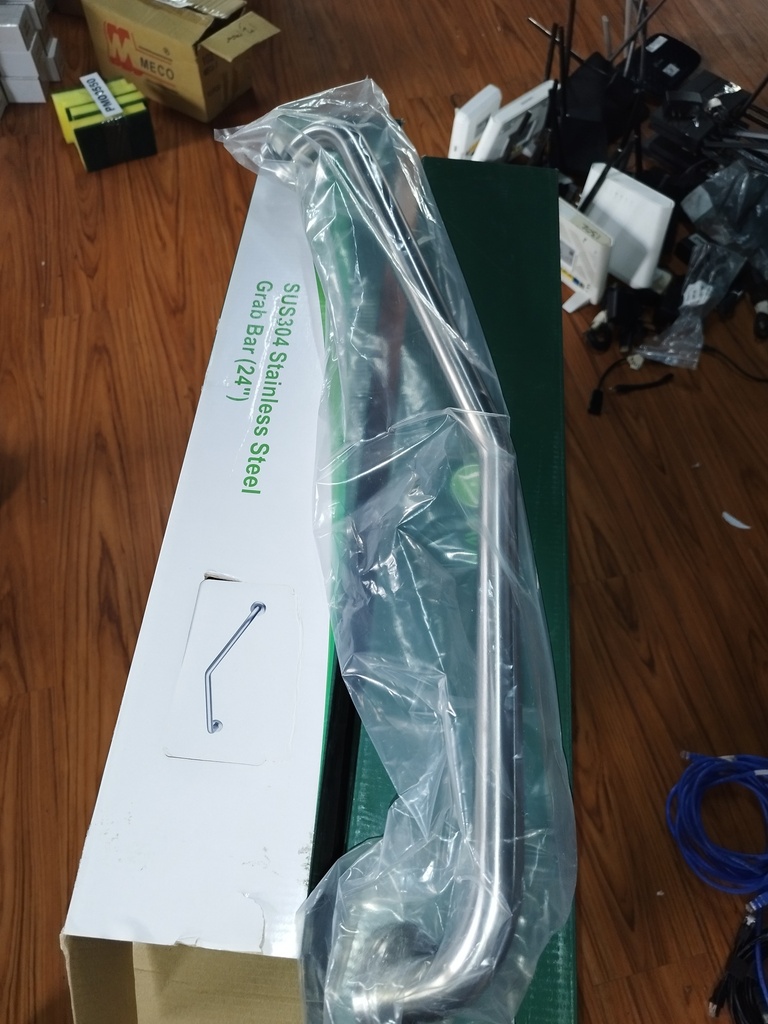 PM00586 - STAINLESS STEEL GRAB BAR