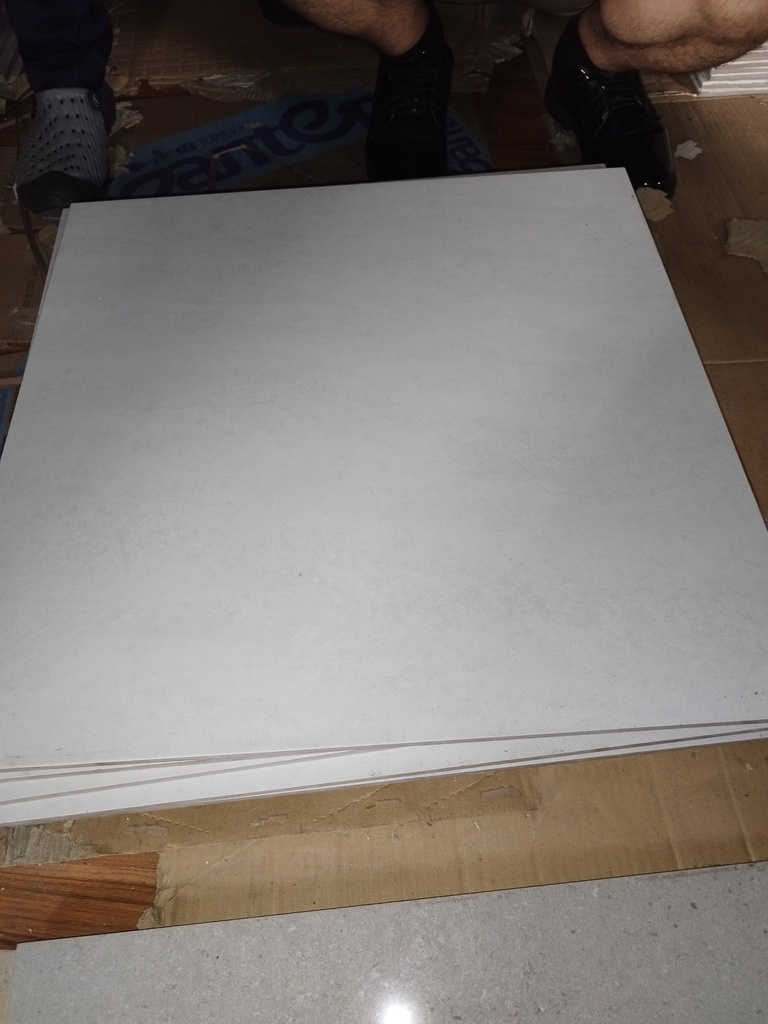 PM00620 - MODERNA WHITE 60X60 TILES