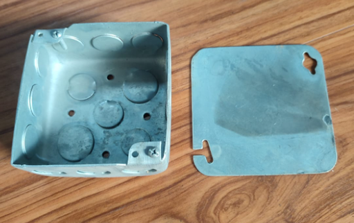 [PM00196] PM00196 - METAL JUNCTION SQUARE TYPE BOX WITH COVER